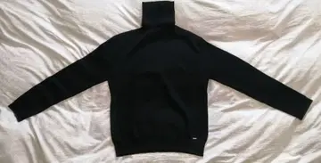 TED BAKER 블랙 터틀넥 니트