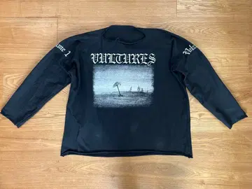 1 vultures YZY VOLUME 1 LONG SLEEVE TEE