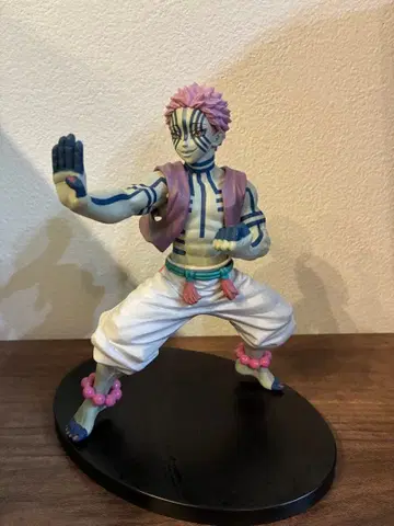 귀멸의 칼날 아카자 피규어