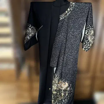 호몬기 블랙 베이스 골드 컬러 꽃무늬 실크제