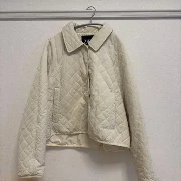 ZARA 퀼팅 자켓 숏 기장
