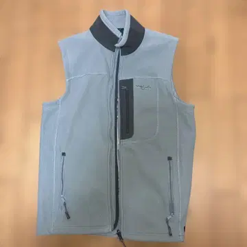 데상트 베스트 WFT-F2171 사이즈:M