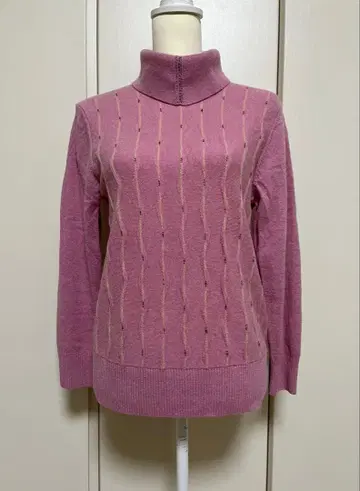 캐시미어와 울 소재 이탈리아 VILLACCI ITALIA 케이블 짜임