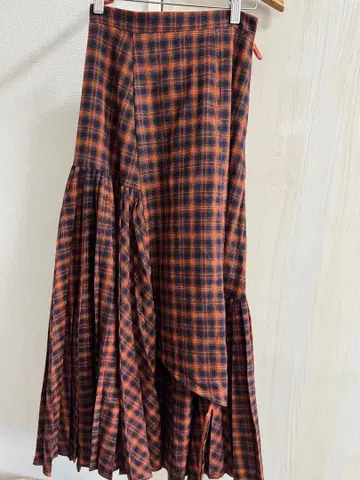 새상품급! Ezick 이레헴 스커트! 빨간색 체크