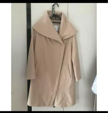 RIVE DROITE 베이지 코트