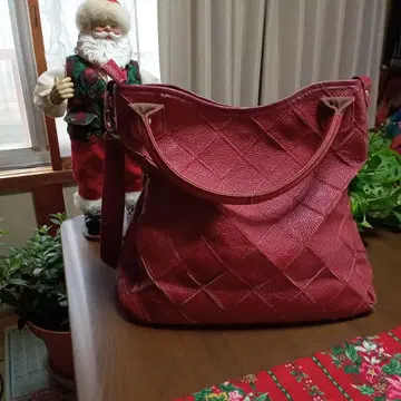 빨간색 가죽 숄더백 스트라이프 디자인 에스타시온