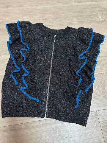 쥬에티 ZIP 프릴 라메 니트 키라키라 숏 기장 멀티 라메