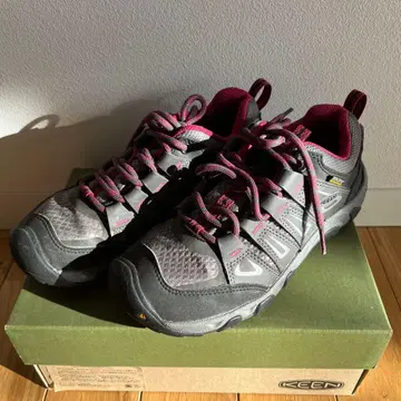 KEEN 트레킹 슈즈 그레이 핑크 23cm 워터프루프