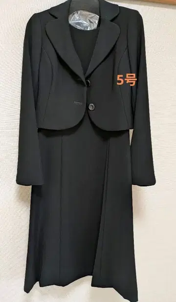 블랙 포멀 원피스 수트