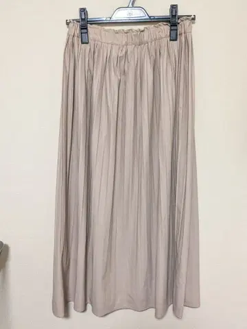 SHIPS any 가죽 플리츠 롱 스커트 아이보리