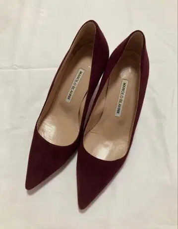 마놀로 블라닉 37.5 힐 펌프스