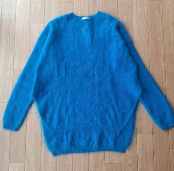 Lourphyli 로아필리 니트