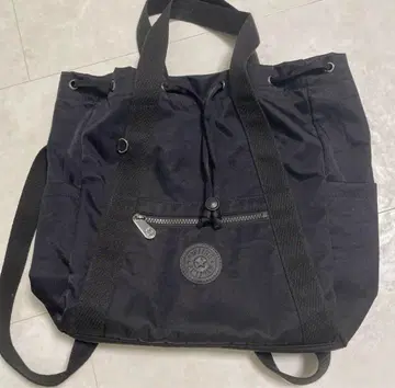 키플링 2way 블랙 백팩으로도 사용 가능!