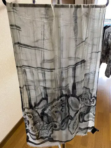 EMPORIO ARMANI 스톨