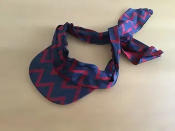 지그재그 패턴 바이저 모자