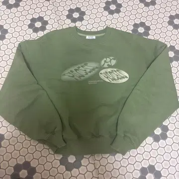 PISCESS 올리브 그린 트레이닝복