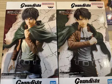 진격의 거인 Grandista 리바이 & 엘렌 예거 피규어