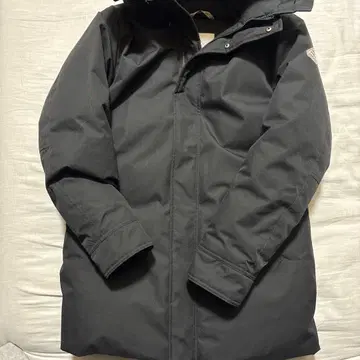 [ 새상품급 ] PYRENEX 후드 부착 블랙 다운 자켓 코트 XL