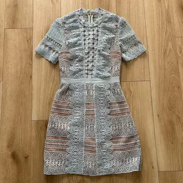 새상품급 셀프 포트레이트 원피스 uk6