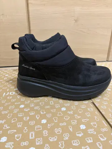 통굽 부츠 스웨이드