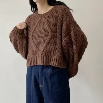 새상품 로빙 케이블 숏 기장 풀오버 니트 / ESICA 좋아하시는 분