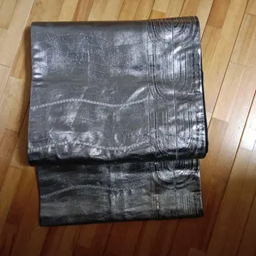 블랙과 은색의 물결 무늬 후쿠로 오비