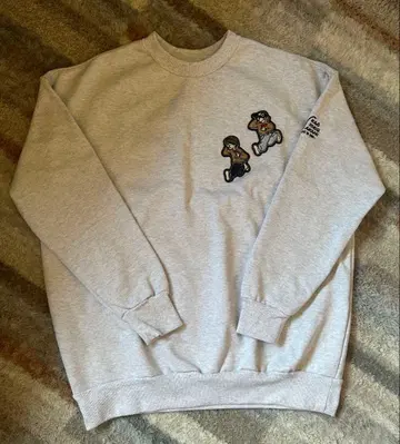 화이트 그레이 맨투맨 FREAK'S STORE