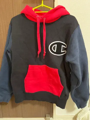 Champion 후드 부착 후드티 네이비/레드