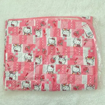 [레어] 산리오 헬로키티 퀼팅 매트 핑크