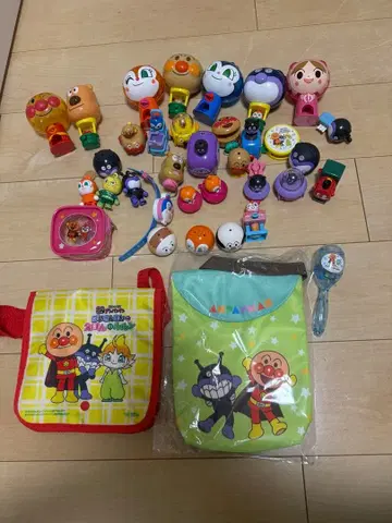 호빵맨 가챠가챠 묶음 판매 30점 이상 새상품 백 2개 포함