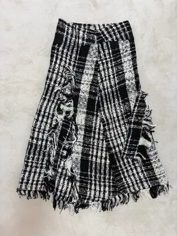 iLiLiRena 체크 무늬 프린지 롱 스커트