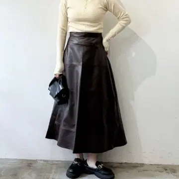 새상품 인조 가죽 A라인 스커트 ESICA 좋아하시는 분/브라운