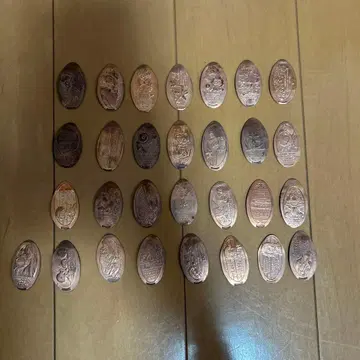 수베니어 코인과 보완 케이스