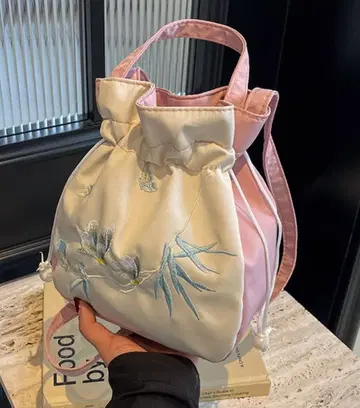 자수 디자인의 복조리형 에코백