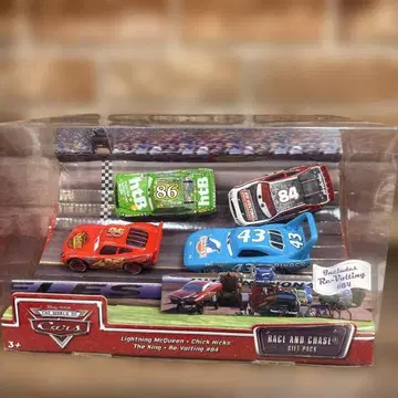 카즈 레이스와 체이스 기프트 팩