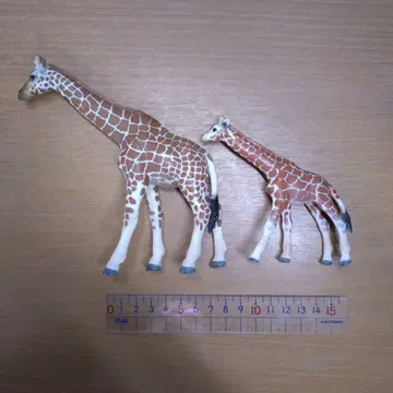 기린 피규어 부자 두 개 세트