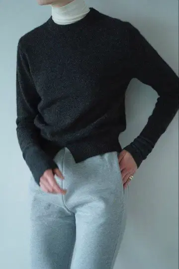 CLANE 야크 니트 상의