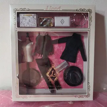 LiccA 스타일리시 의류 벨벳티 소와르 스타일