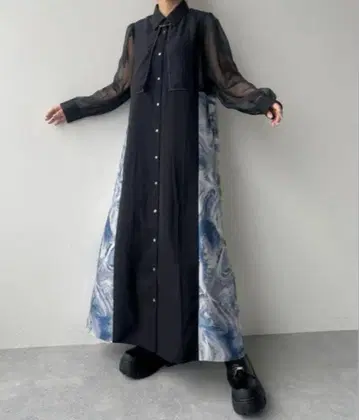 HARE 시어 패턴 절개 원피스