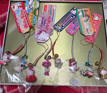 지역 한정 헬로키티 키링 묶음 판매