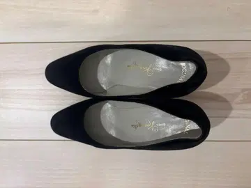 블랙 스틸레토 하이힐 취업 신입