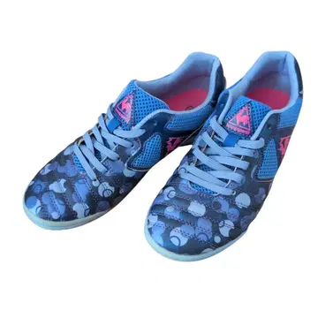 [ 새상품급 ] le coq sportif 풋살화 여성용 24cm