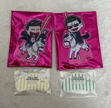 수륙송 오소마츠 6쌍둥이 카라 아크릴 스탠드 콜라보 카페 본점