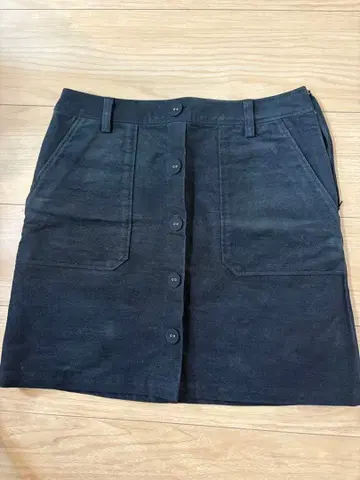 Callaway 버튼 스커트