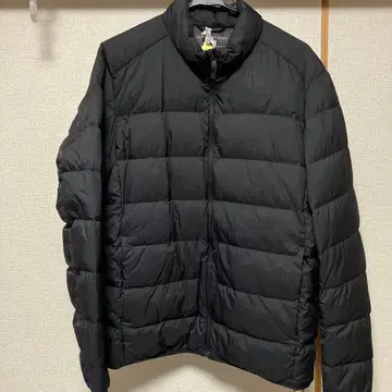 UNIQLO 블랙 다운 자켓 XL