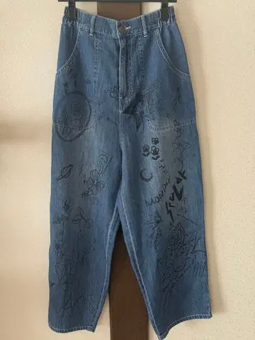 스칼라 낙서 콜라주 패턴 2가지 패턴 전개 데님 팬츠