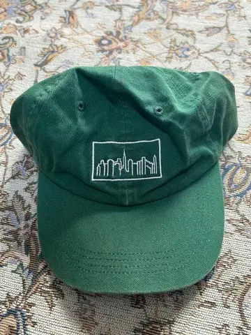 Manhattan Portage 도시 실루엣 자수