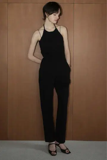 CLANE HALTER NECK KNIT ALL IN ONE