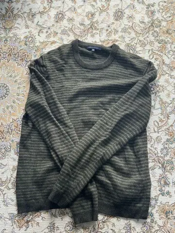 Banana Republic 스트라이프 긴팔 스웨터
