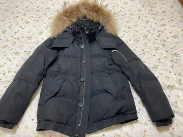 블랙 다운 자켓 베스트 타입
